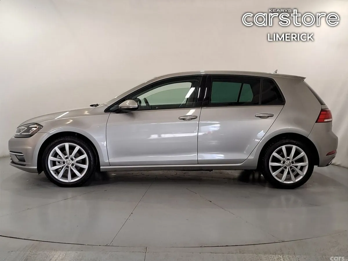 Volkswagen Golf Hatchback, Petrol, 2019, Silver