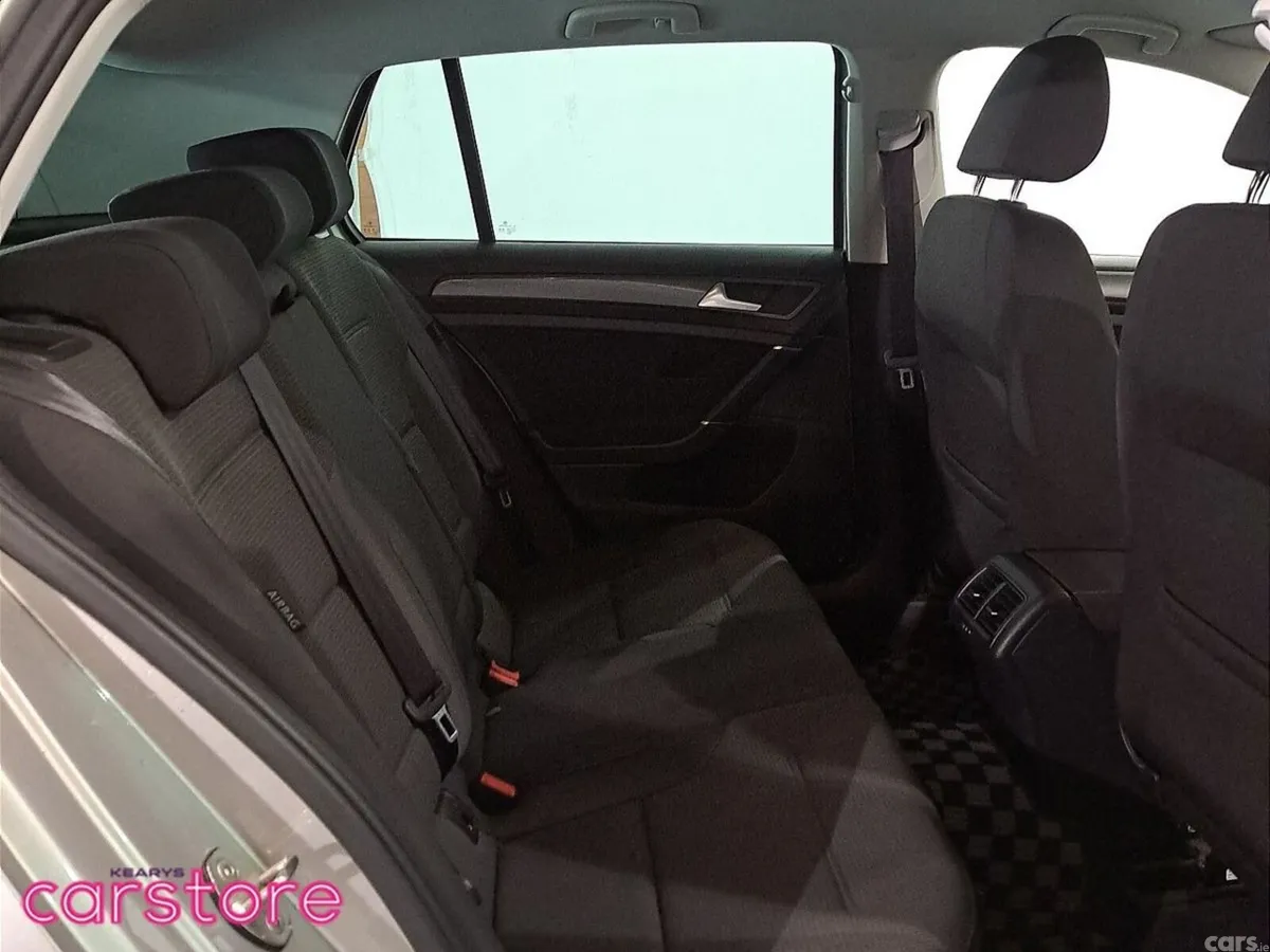 Volkswagen Golf Hatchback, Petrol, 2019, Silver
