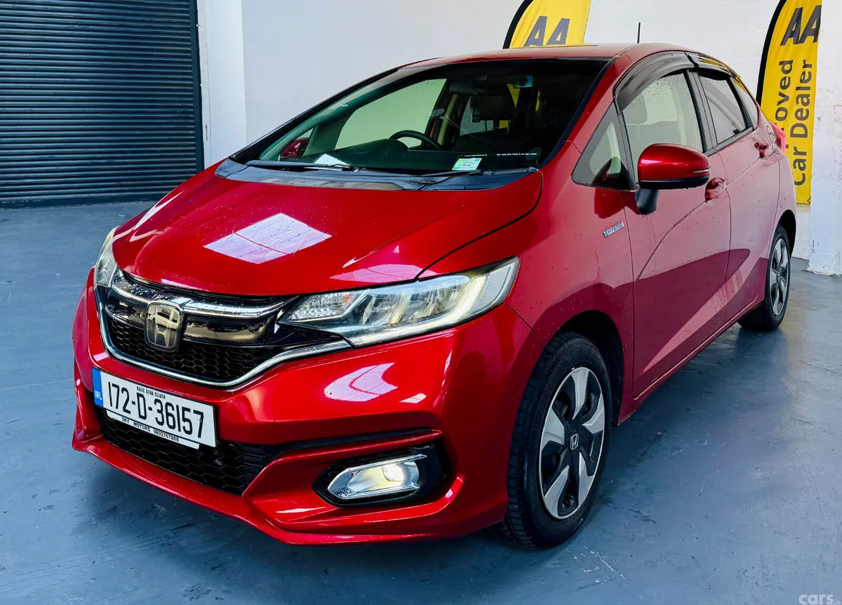 Honda Jazz Hatchback, Petrol Hybrid, 2017, Red