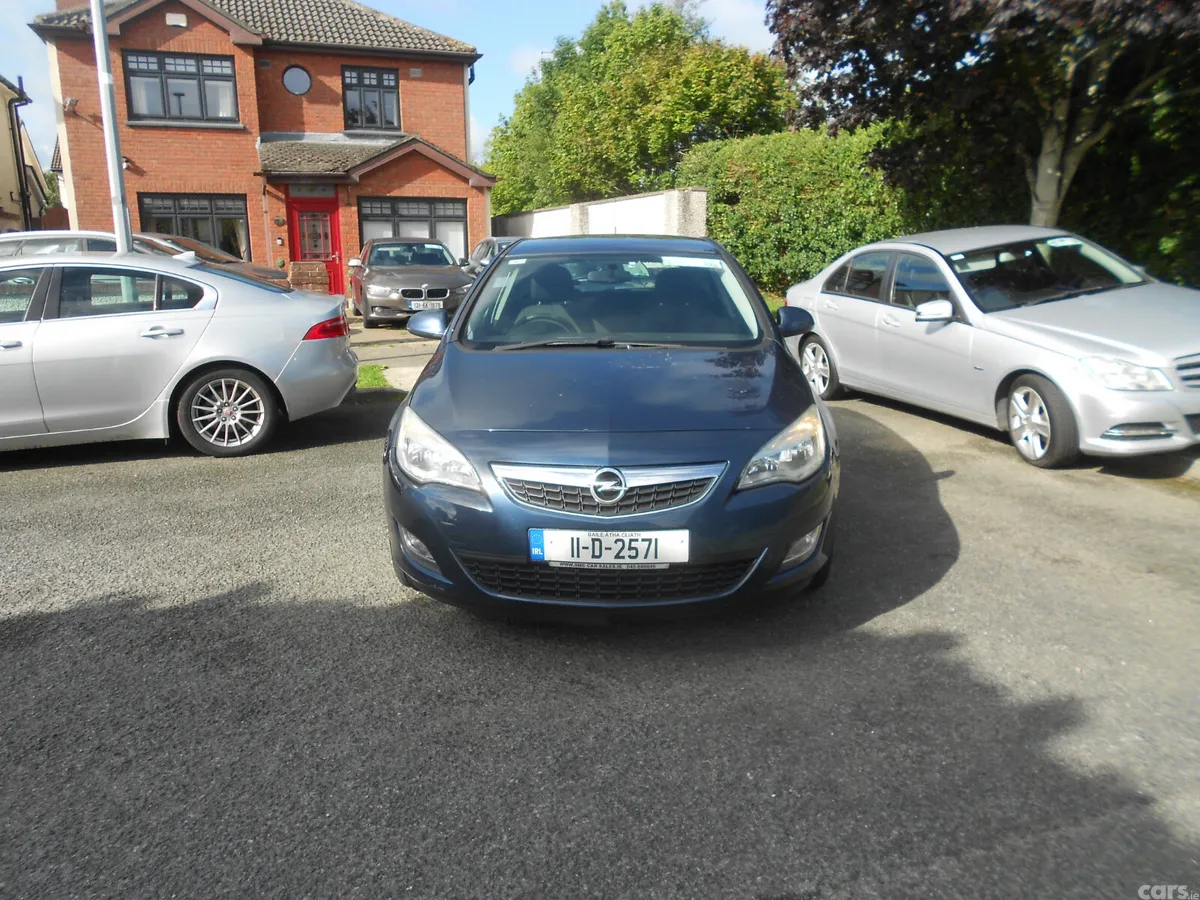 Opel Astra Hatchback, Diesel, 2011, Blue