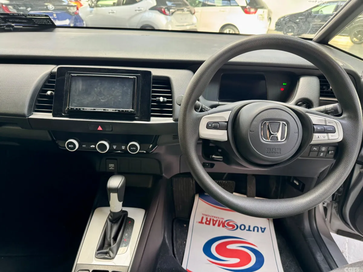 Honda Fit Hatchback, Petrol Hybrid, 2020, Silver