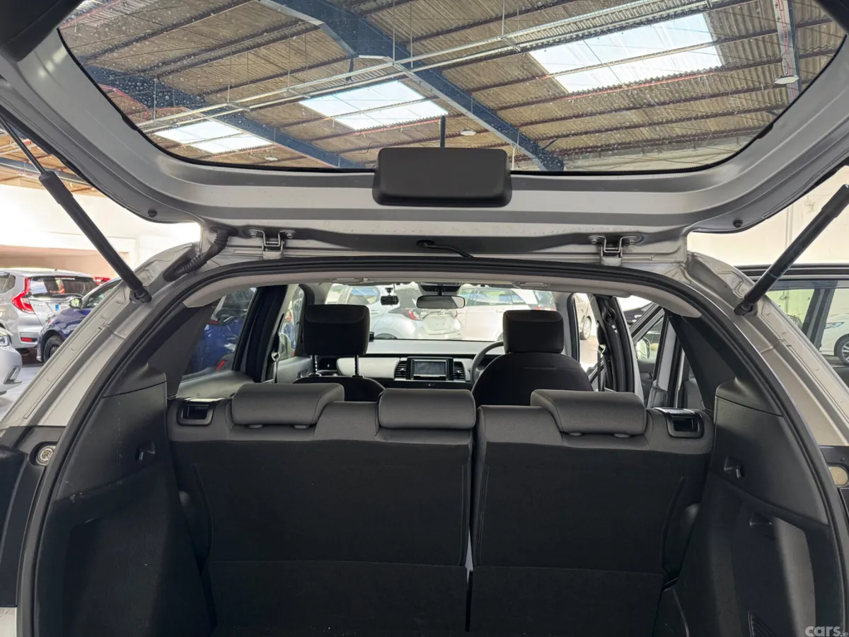 Honda Fit Hatchback, Petrol Hybrid, 2020, Silver