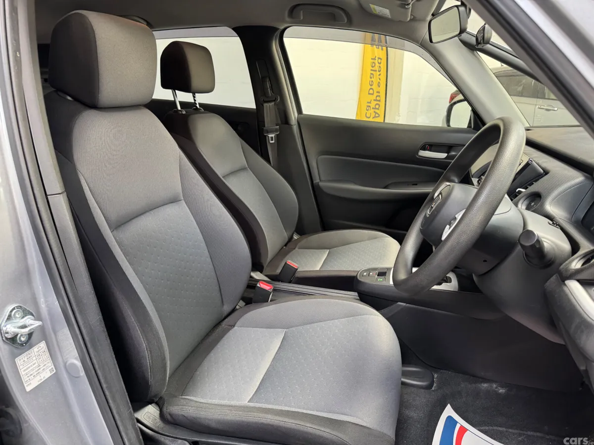 Honda Fit Hatchback, Petrol Hybrid, 2020, Silver