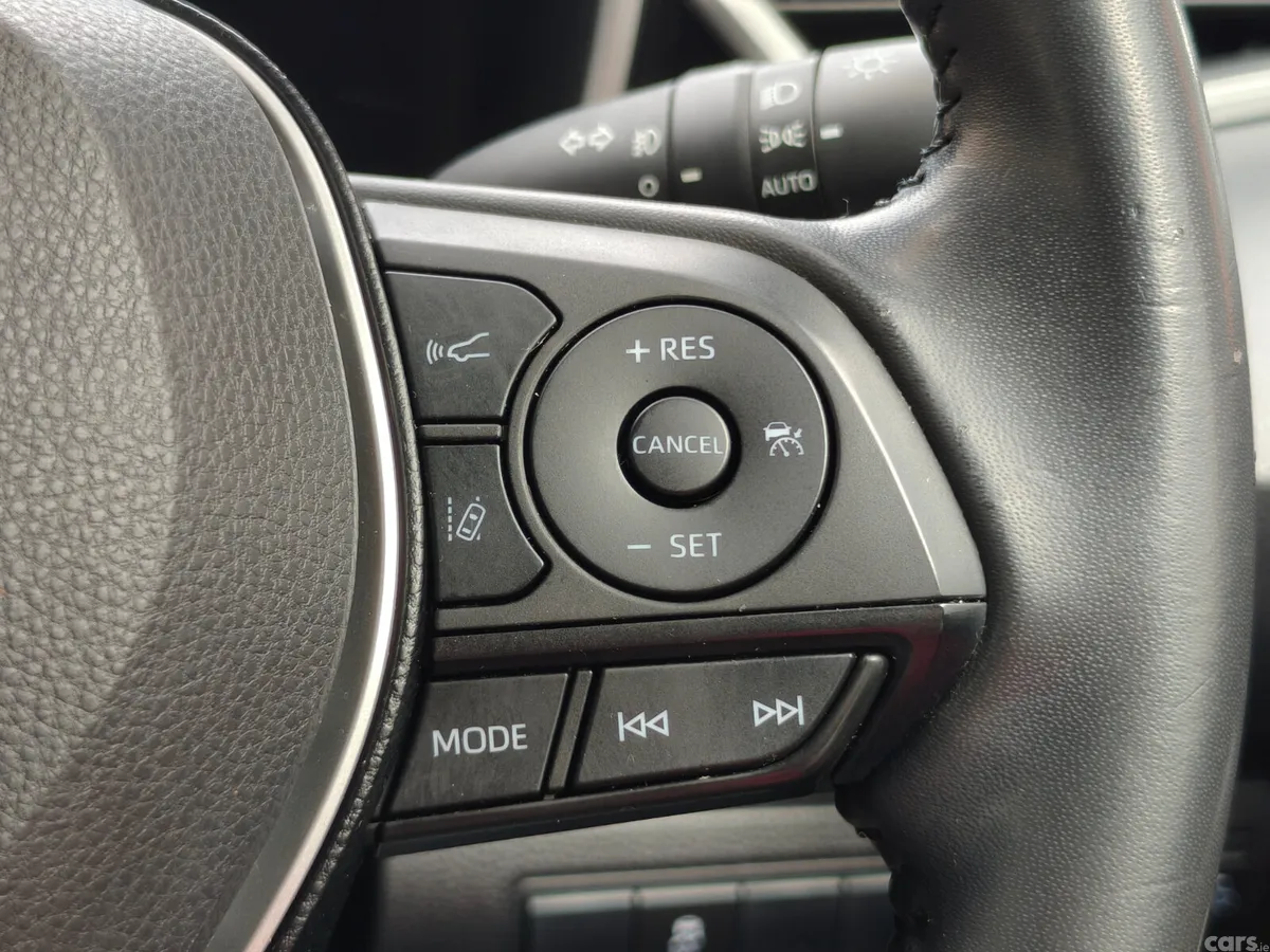 Toyota Corolla Hatchback, Petrol Hybrid, 2019, Black
