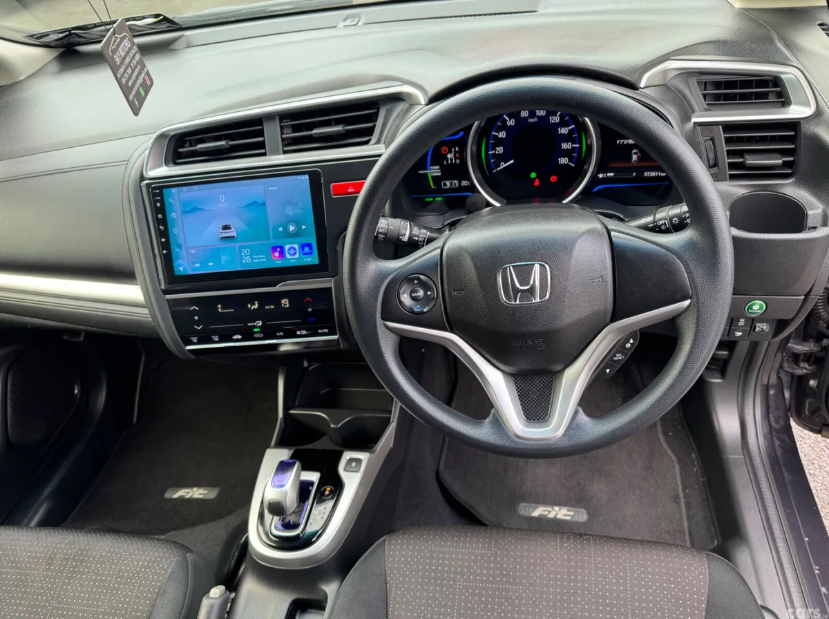 Honda Jazz Hatchback, Petrol Hybrid, 2015, Grey