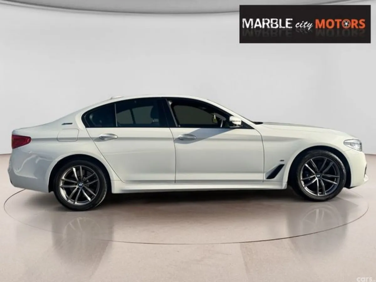 BMW 5-Series Saloon, Petrol Plug-in Hybrid, 2019, White