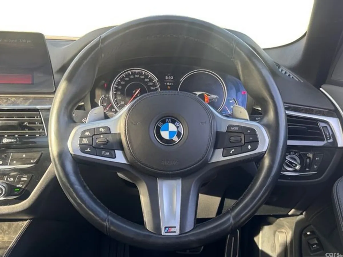 BMW 5-Series Saloon, Petrol Plug-in Hybrid, 2019, White