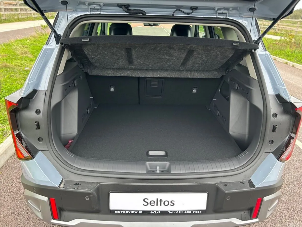 Kia Seltos SUV, Petrol Hybrid, 2027, Grey