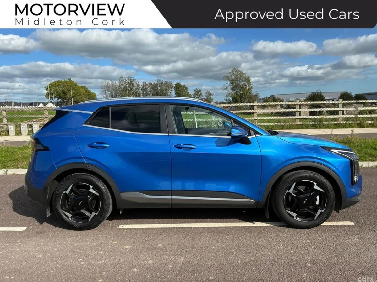 Kia Sportage SUV, Diesel Hybrid, 2026, Blue