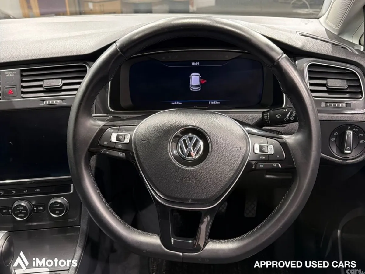 Volkswagen Golf Hatchback, Petrol, 2019, White
