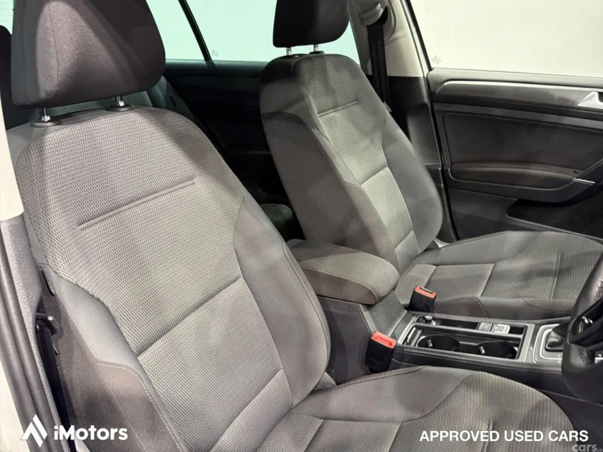 Volkswagen Golf Hatchback, Petrol, 2019, White
