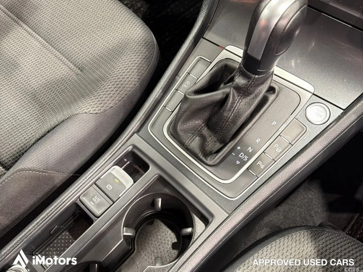 Volkswagen Golf Hatchback, Petrol, 2019, White
