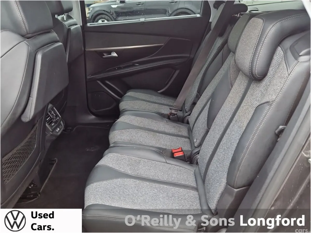 Peugeot 5008 MPV, Diesel, 2020, Grey