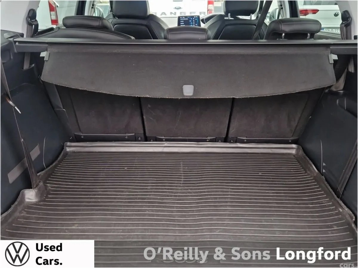 Peugeot 5008 MPV, Diesel, 2020, Grey