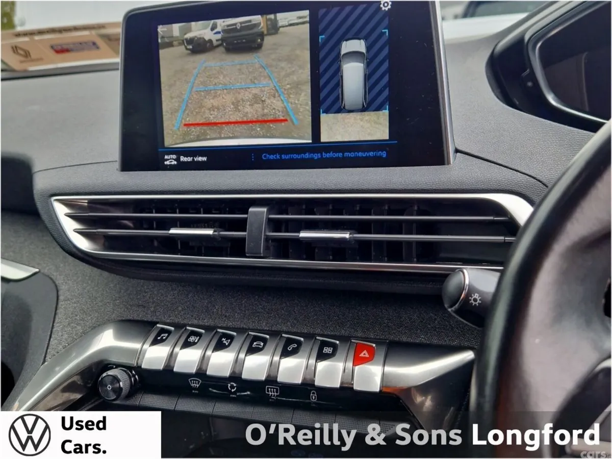 Peugeot 5008 MPV, Diesel, 2020, Grey