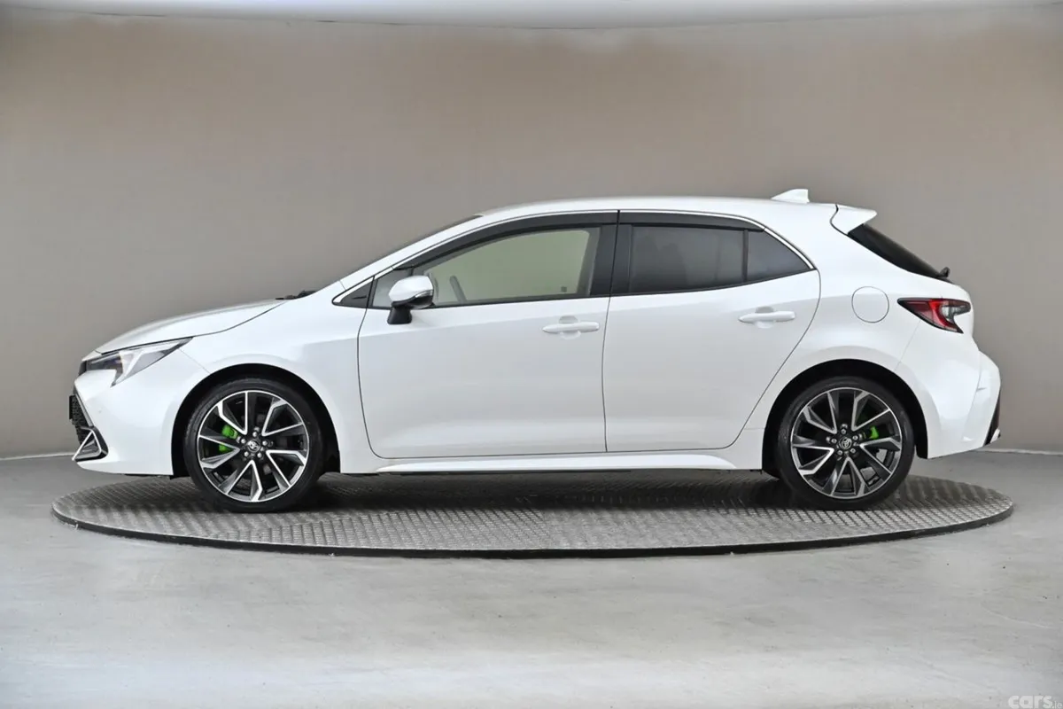 Toyota Corolla Hatchback, Petrol Hybrid, 2023, White