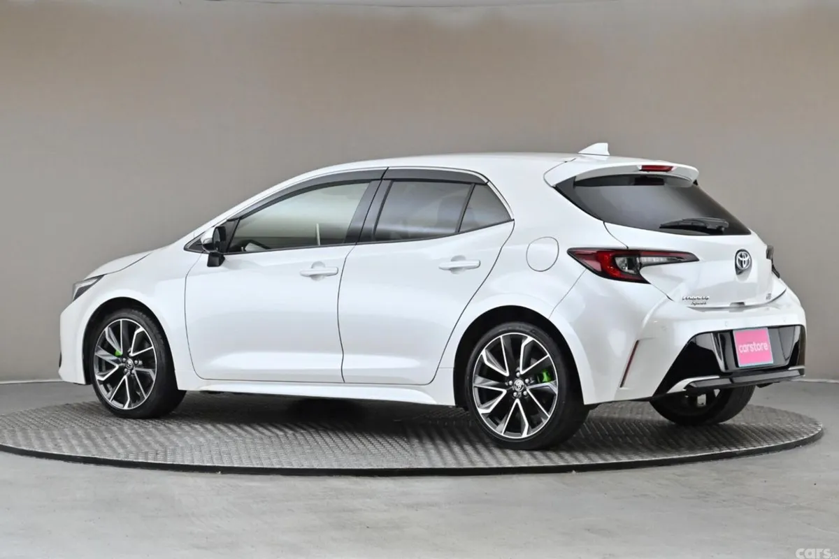 Toyota Corolla Hatchback, Petrol Hybrid, 2023, White