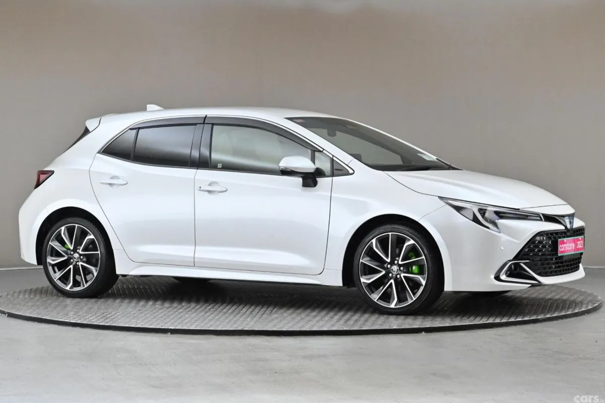 Toyota Corolla Hatchback, Petrol Hybrid, 2023, White