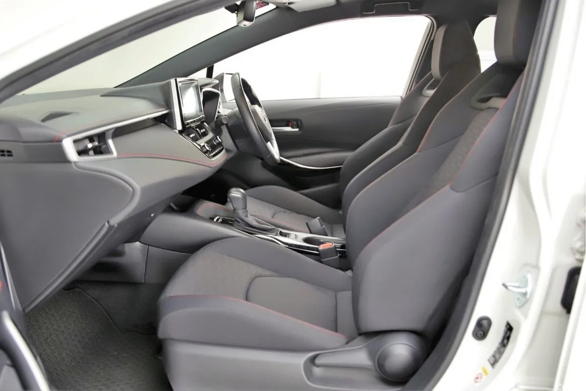 Toyota Corolla Hatchback, Petrol Hybrid, 2023, White