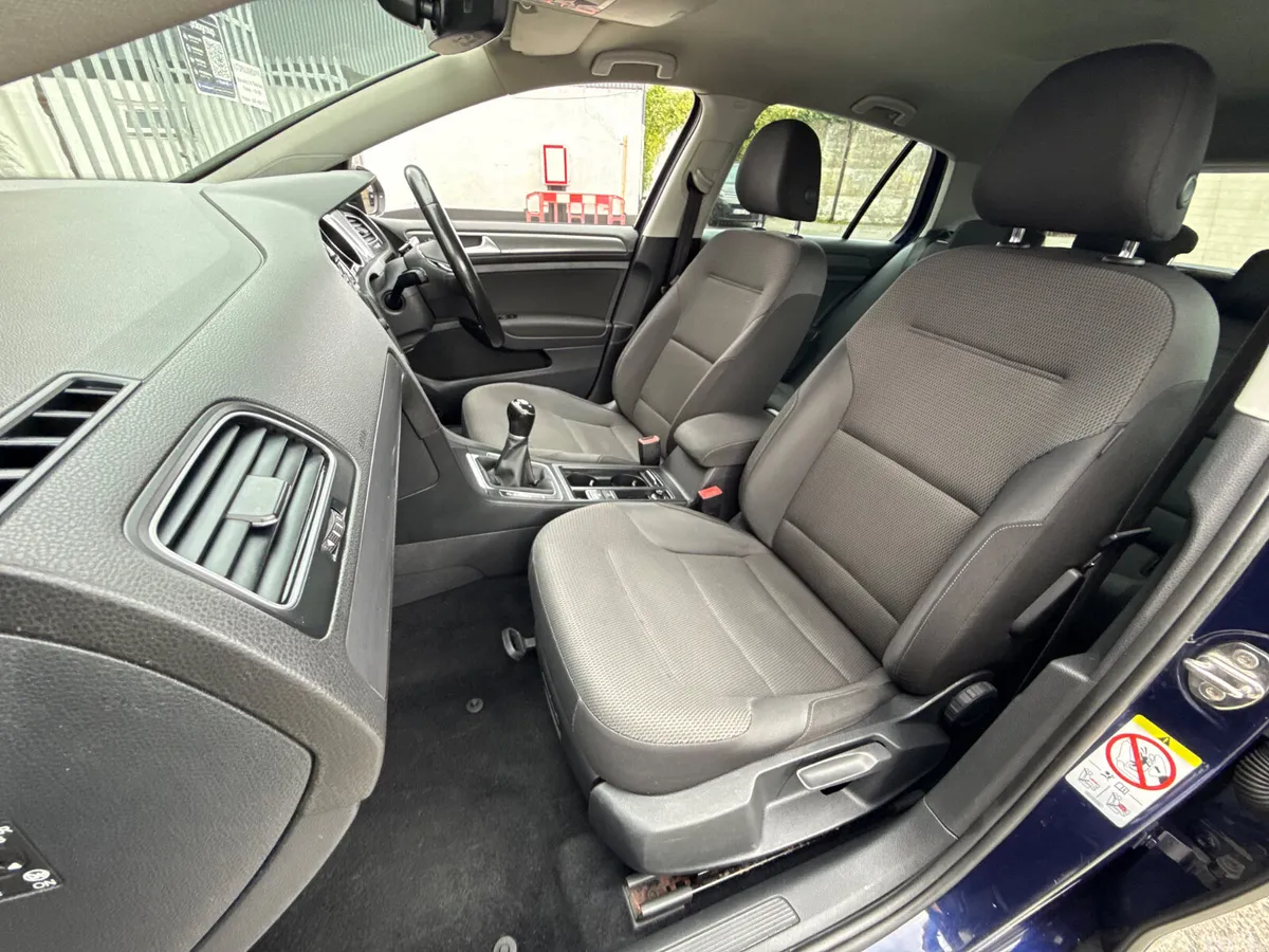 Volkswagen Golf Hatchback, Diesel, 2017, Blue