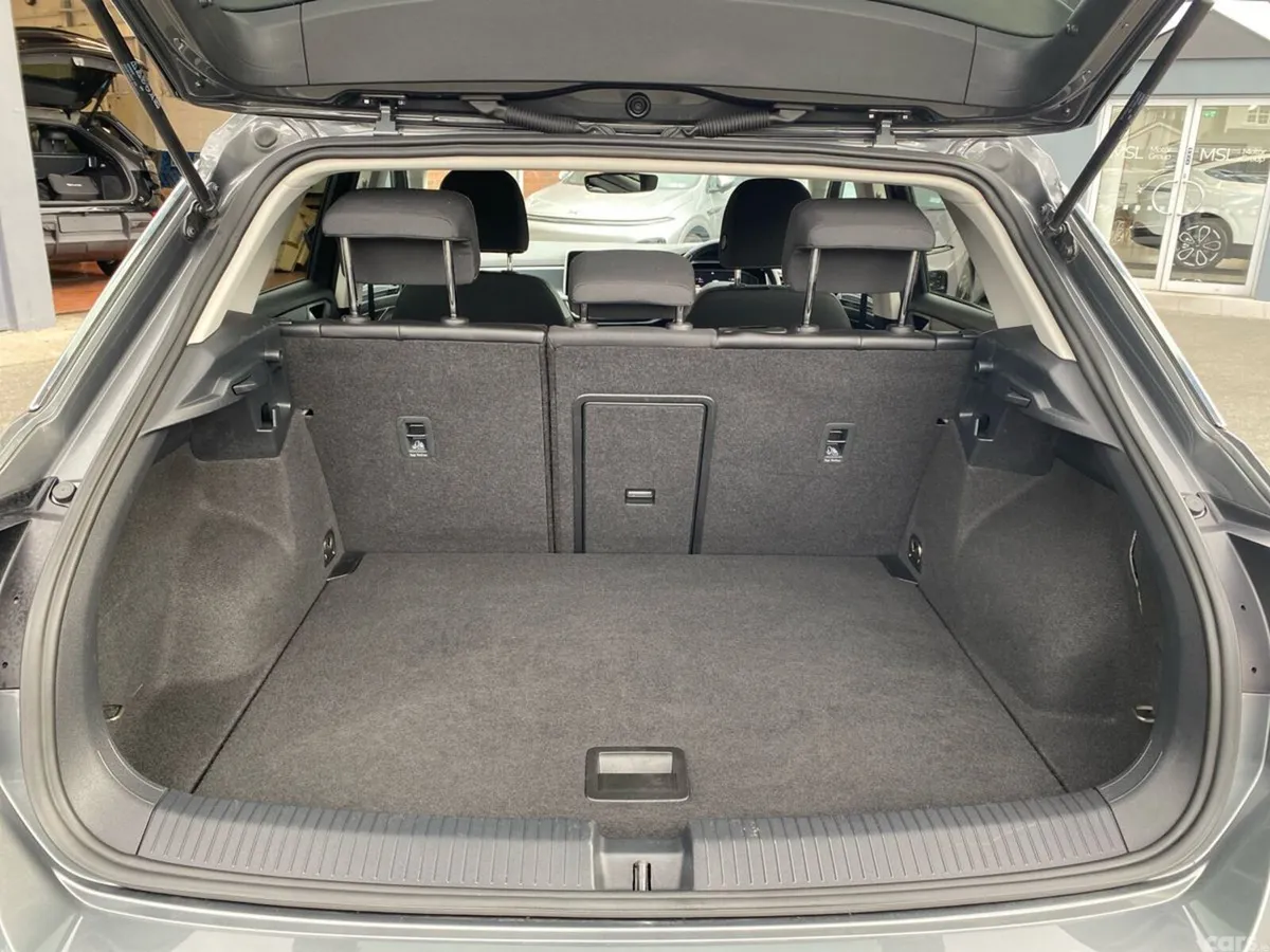 Volkswagen T-Roc SUV, Petrol, 2022, Grey