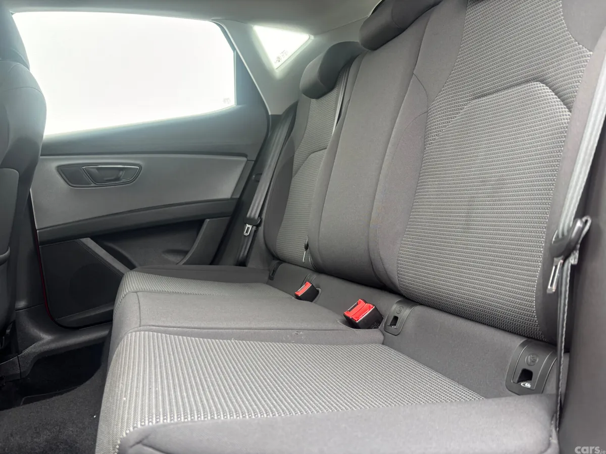 SEAT Leon Estate, Petrol, 2020, Red