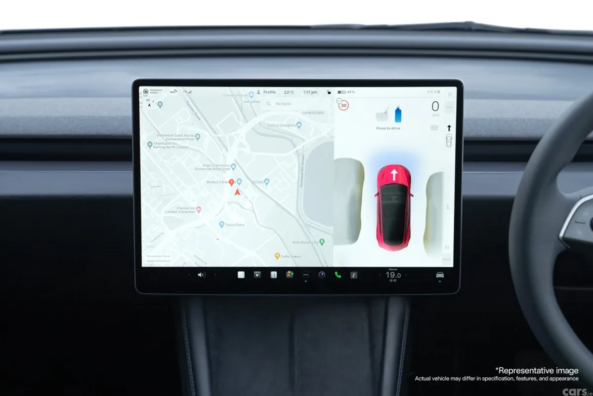 Tesla Model 3 Saloon, Electric, 2024, Red