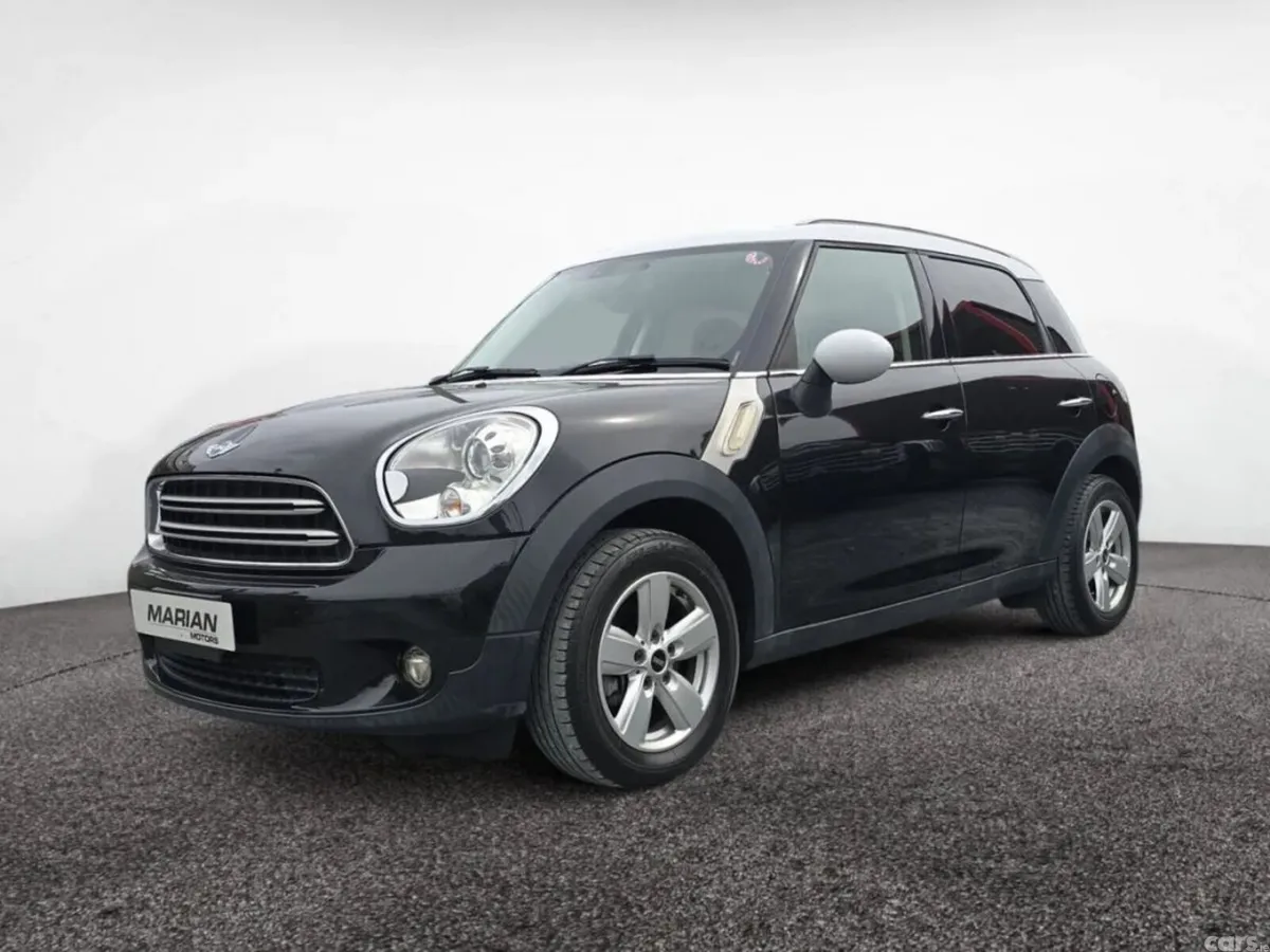 Mini Cooper Hatchback, Diesel, 2015, Black