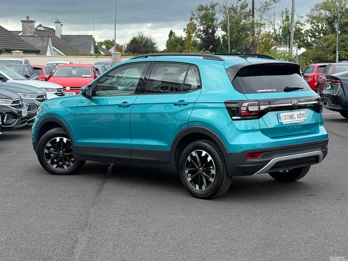 Volkswagen T-Cross MPV, Petrol, 2023, Green