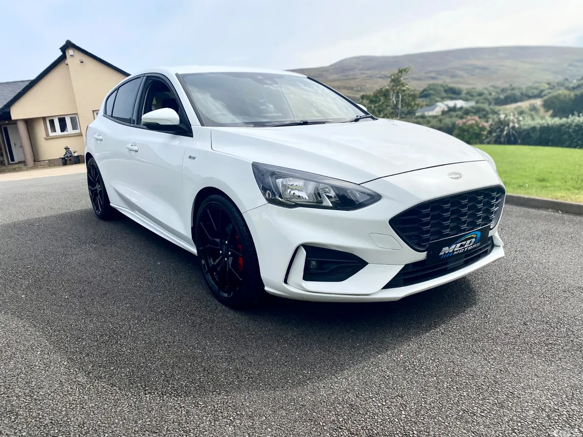 Ford Focus Hatchback, Diesel, 2019, White