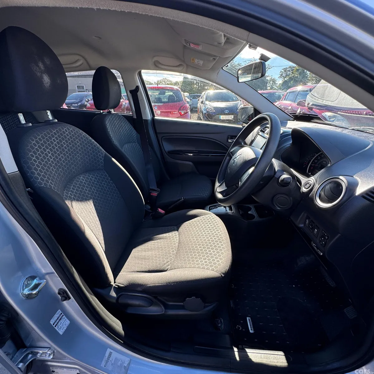 Mitsubishi Mirage Hatchback, Petrol, 2015, Silver