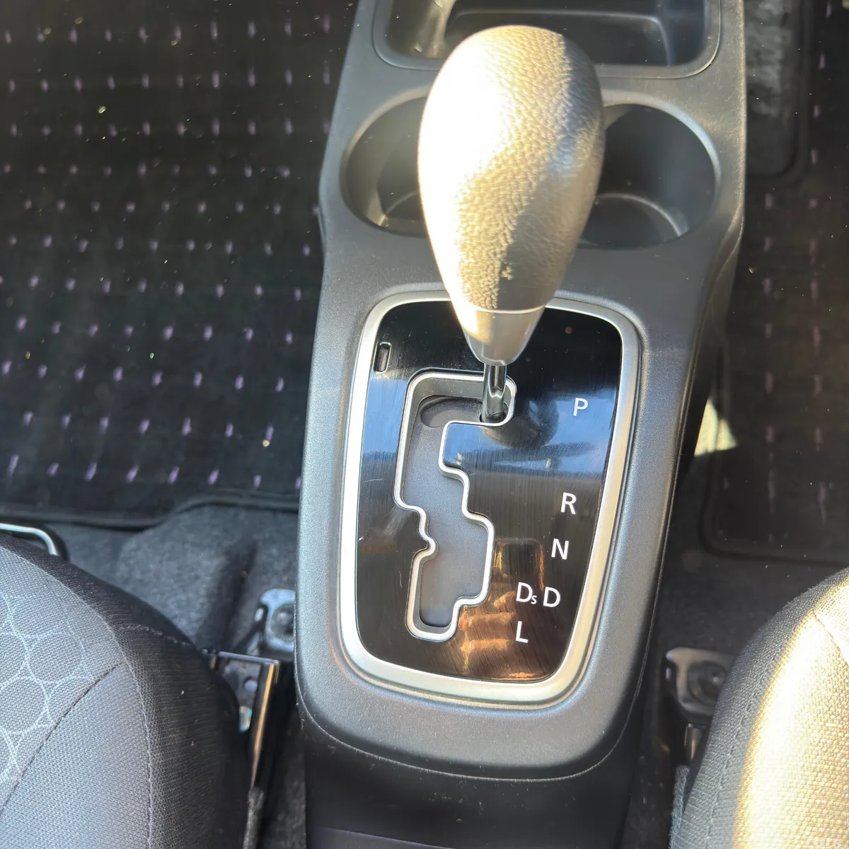 Mitsubishi Mirage Hatchback, Petrol, 2015, Silver