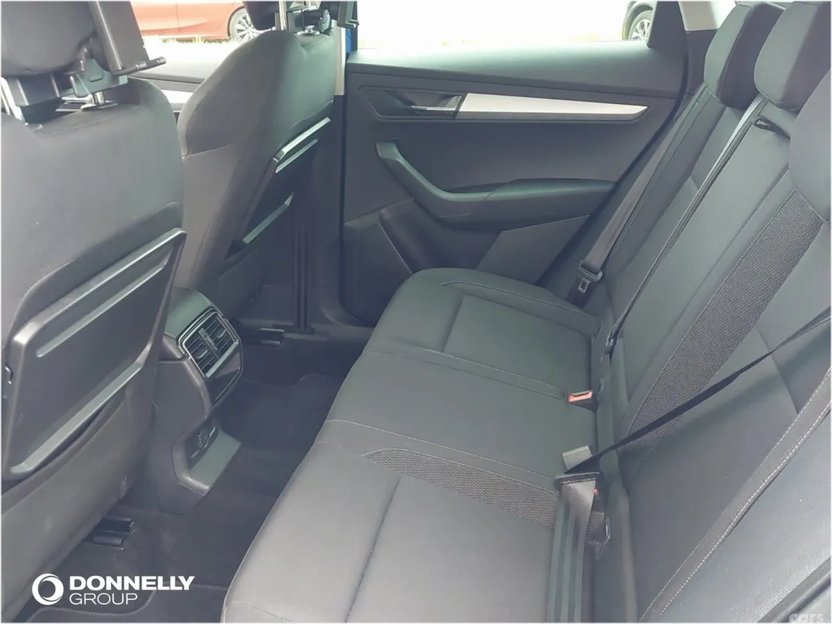 Skoda Karoq Estate, Petrol, 2023, Blue