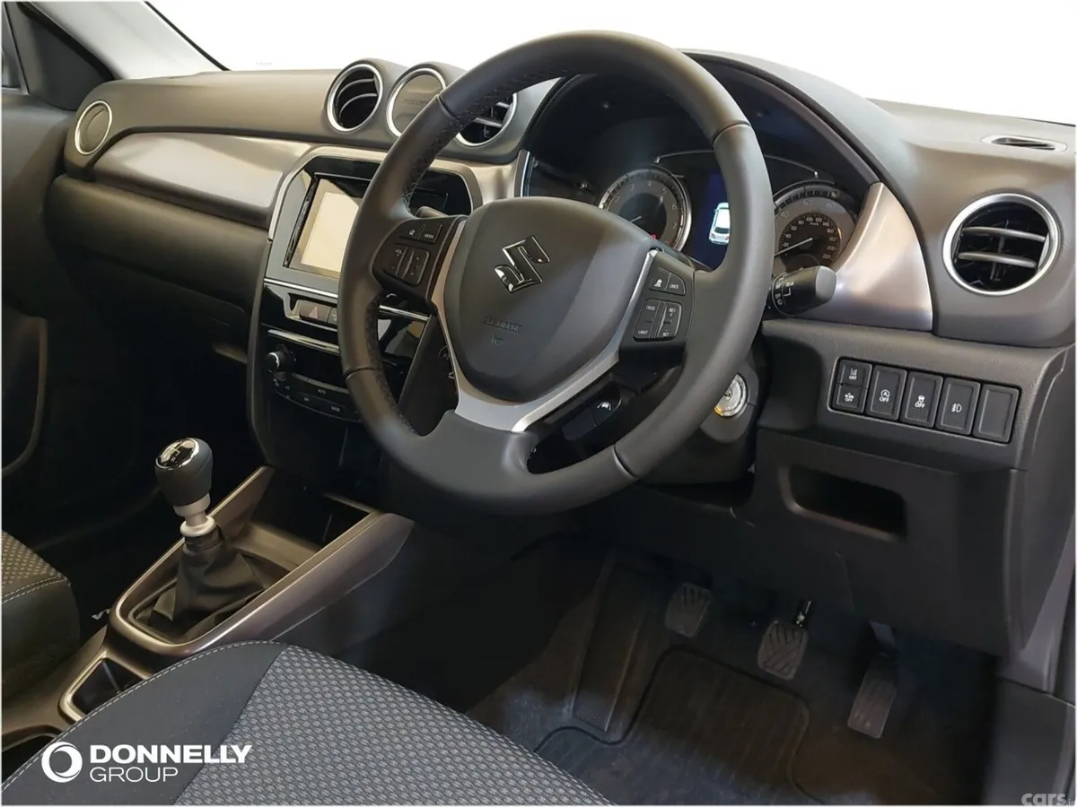 Suzuki Vitara SUV, Petrol, 2024, Grey