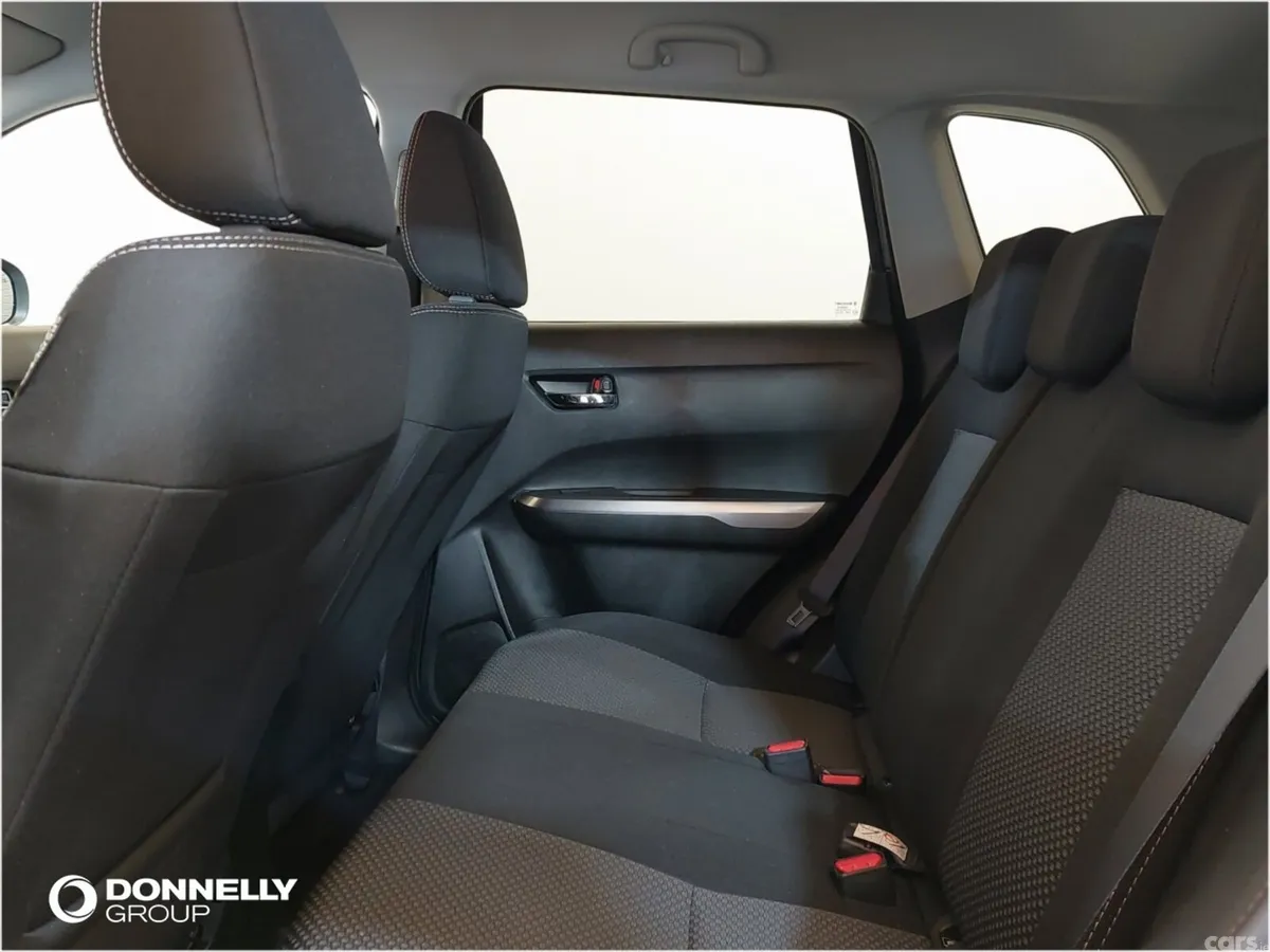 Suzuki Vitara SUV, Petrol, 2024, Grey