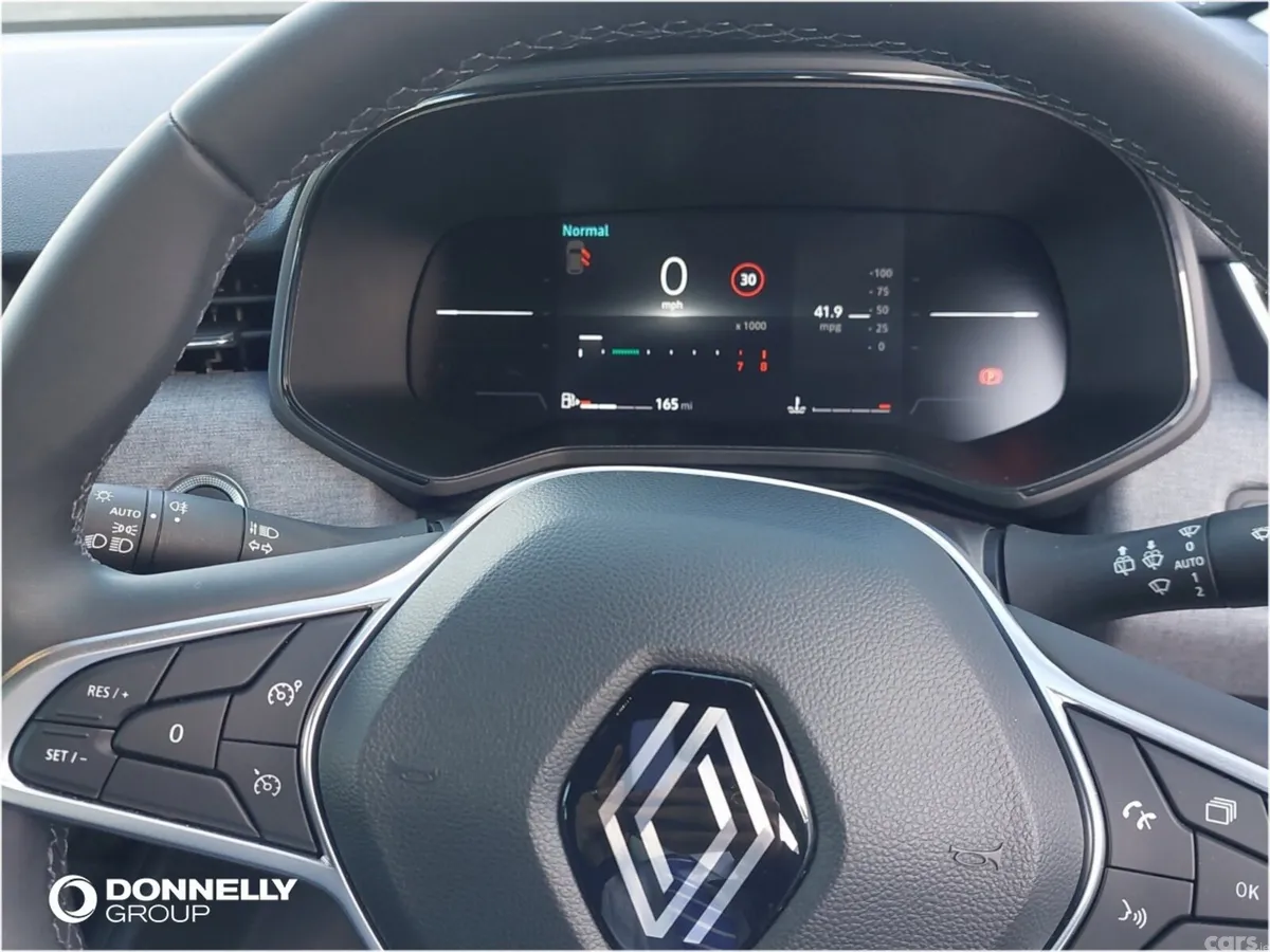 Renault Clio Hatchback, Petrol, 2024, Grey