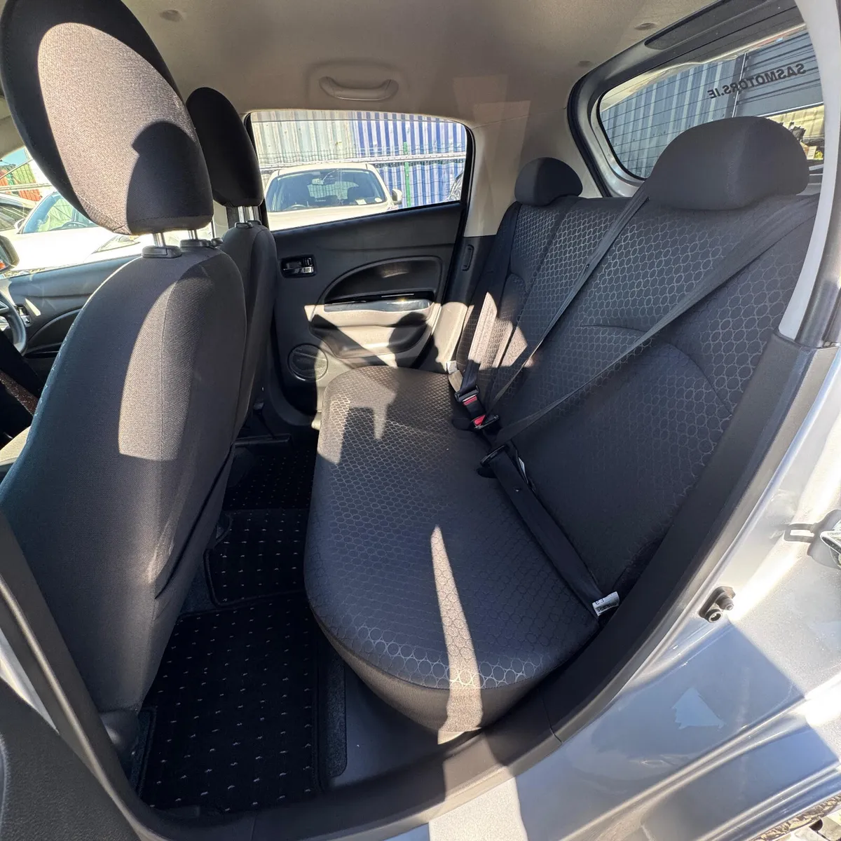 Mitsubishi Mirage Hatchback, Petrol, 2015, Silver