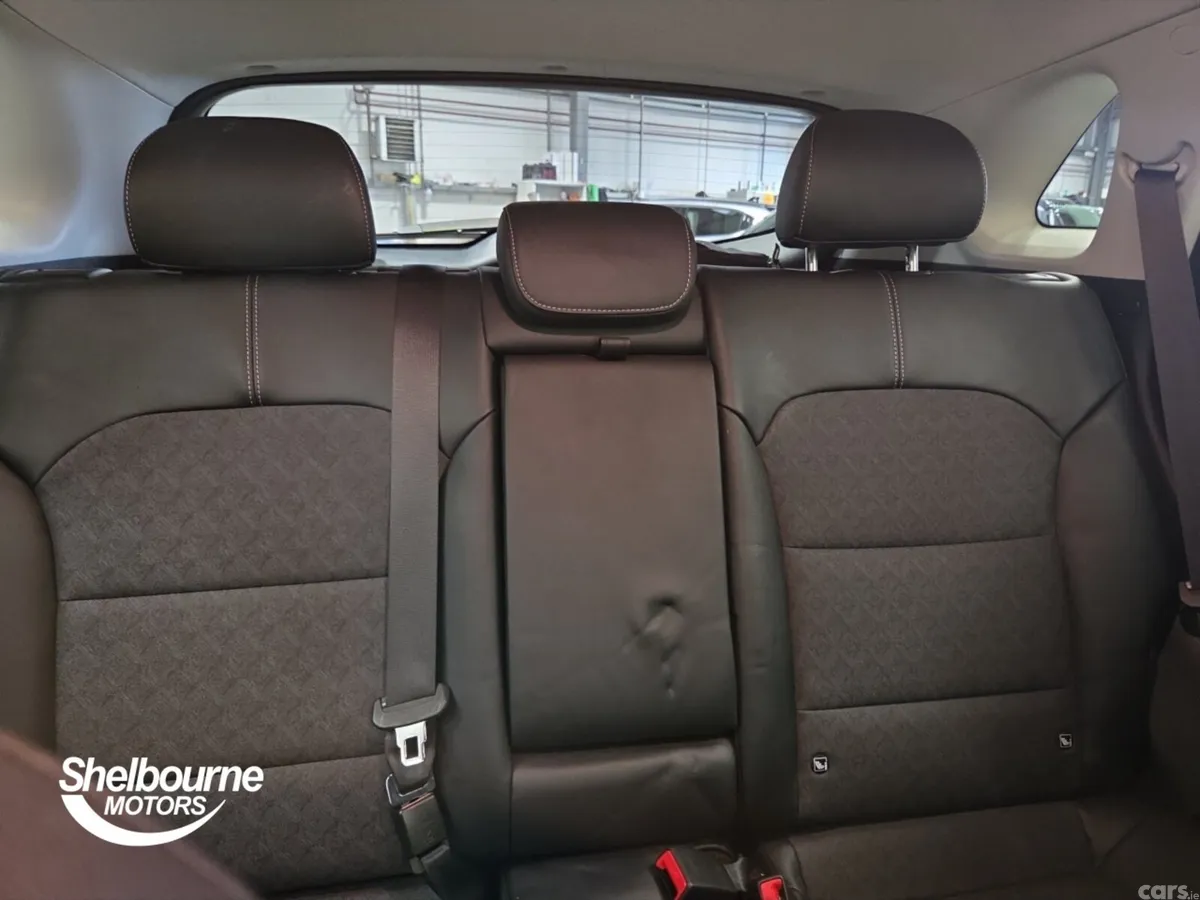 Kia Niro Estate, Petrol Hybrid, 2022, Blue