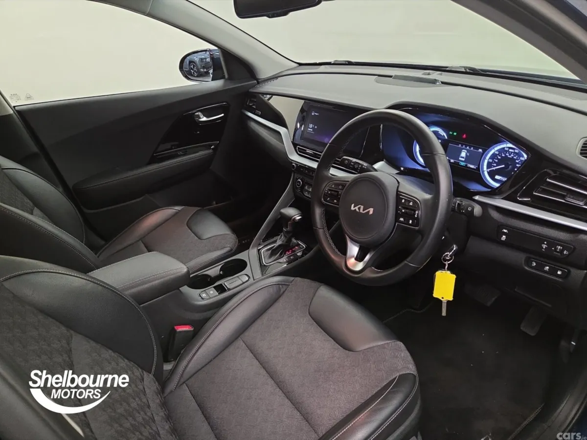 Kia Niro Estate, Petrol Hybrid, 2022, Blue