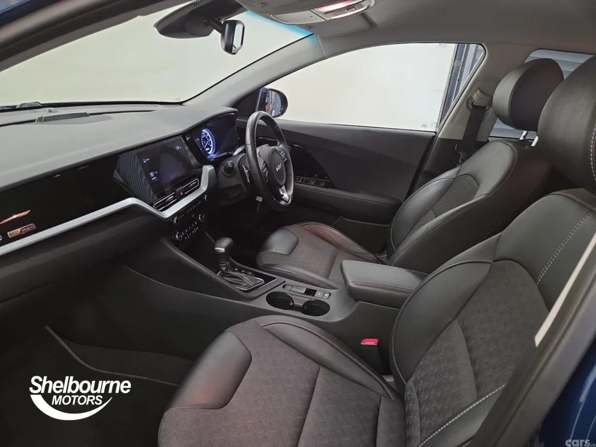 Kia Niro Estate, Petrol Hybrid, 2022, Blue