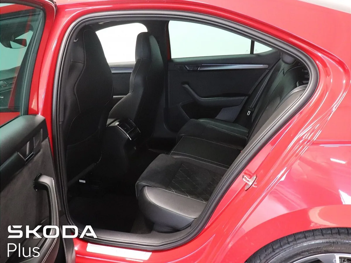 Skoda Superb Saloon, Diesel, 2024, Red