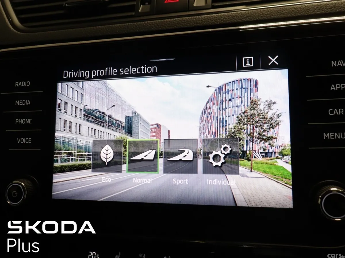 Skoda Superb Saloon, Diesel, 2024, Red