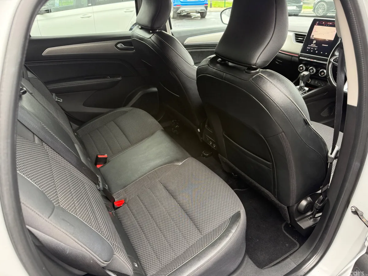 Renault Arkana Hatchback, Petrol, 2021, White