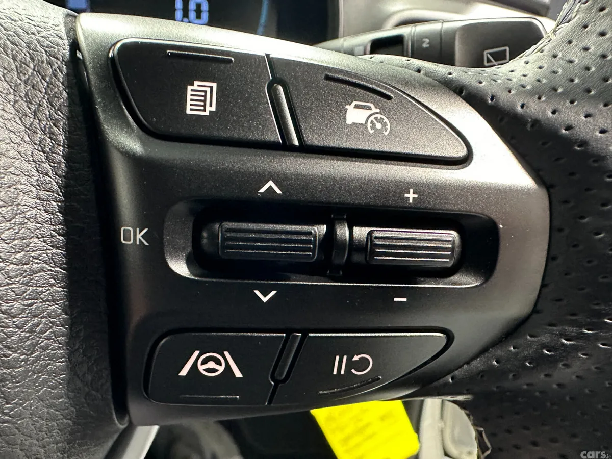 Kia Stonic Hatchback, Petrol Hybrid, 2026, White