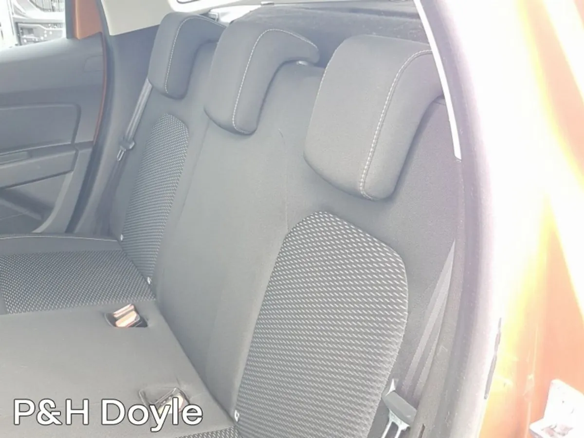 Dacia Duster SUV, Diesel, 2019, Orange