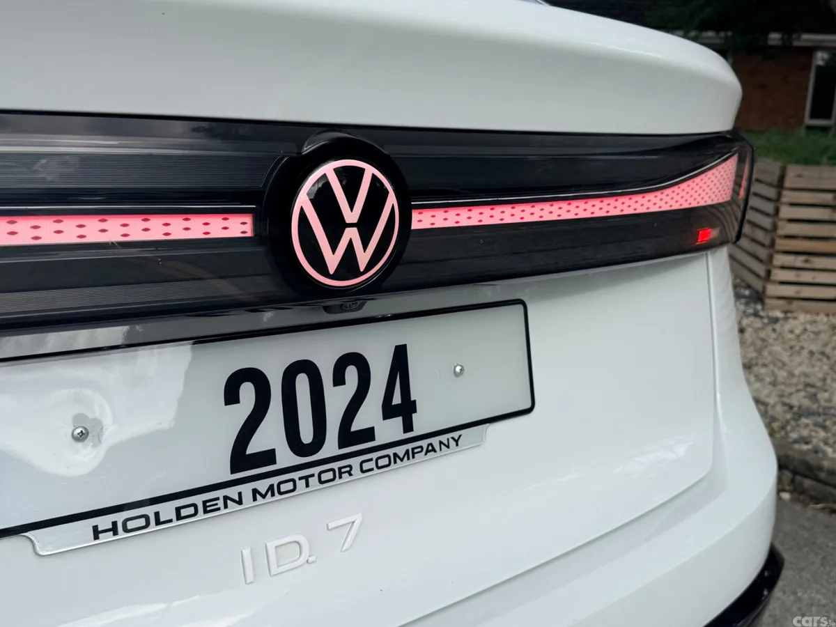 Volkswagen ID.7 Hatchback, Electric, 2024, White