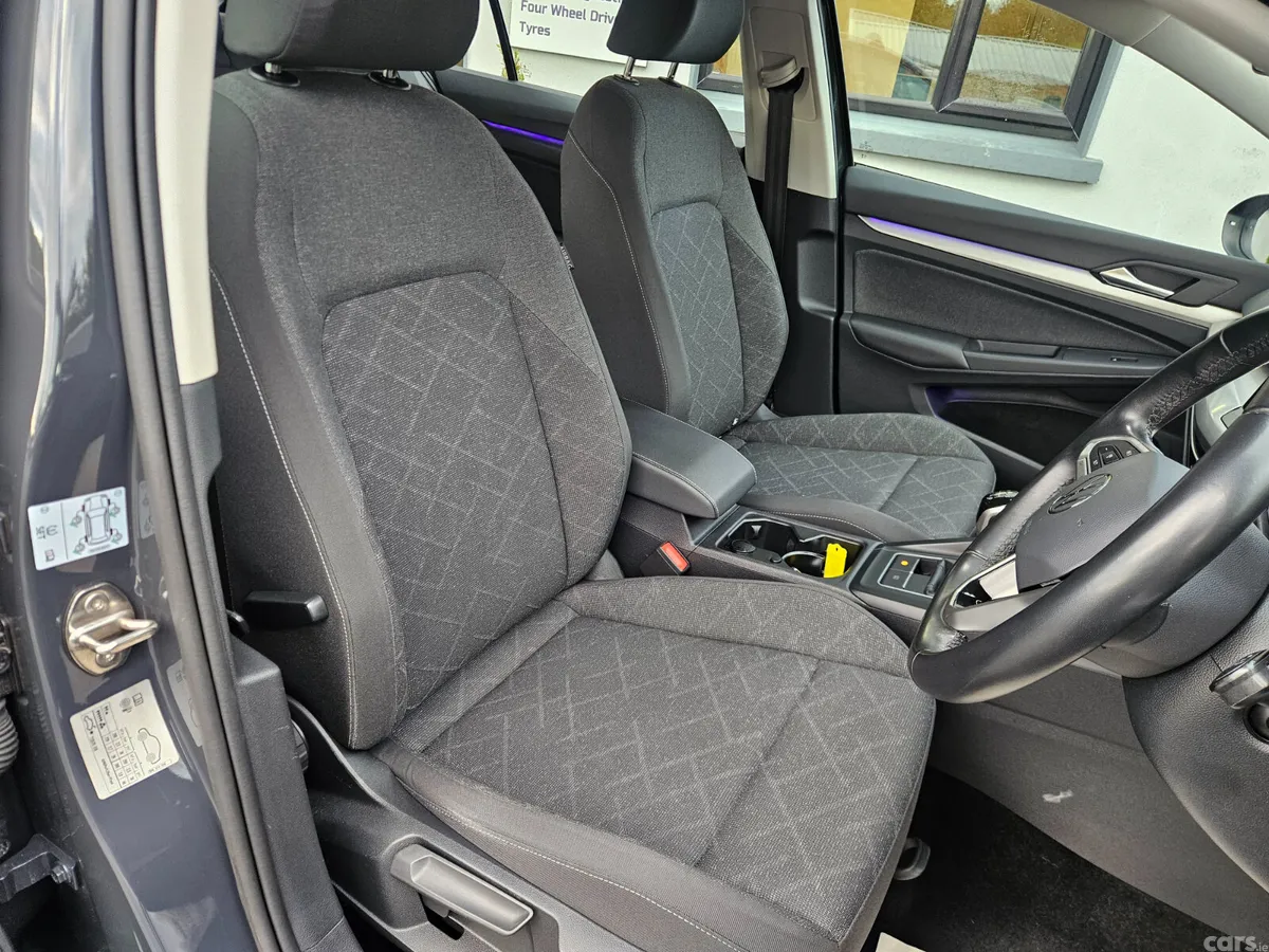 Volkswagen Golf Hatchback, Petrol, 2023, Grey