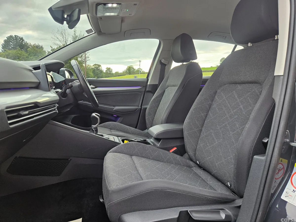 Volkswagen Golf Hatchback, Petrol, 2023, Grey