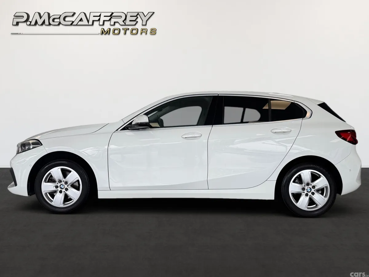 BMW 1-Series Hatchback, Diesel, 2021, White