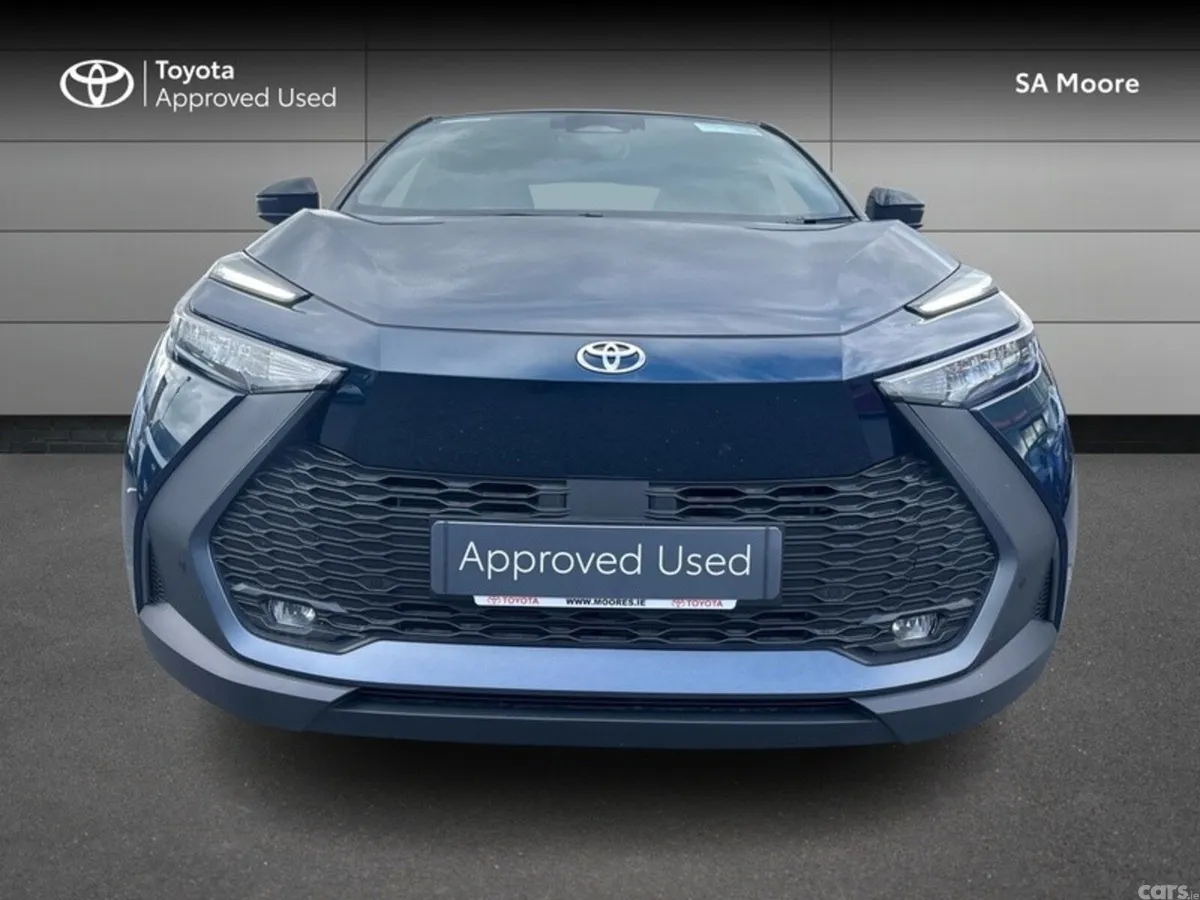 Toyota C-HR SUV, Petrol Hybrid, 2026, Blue